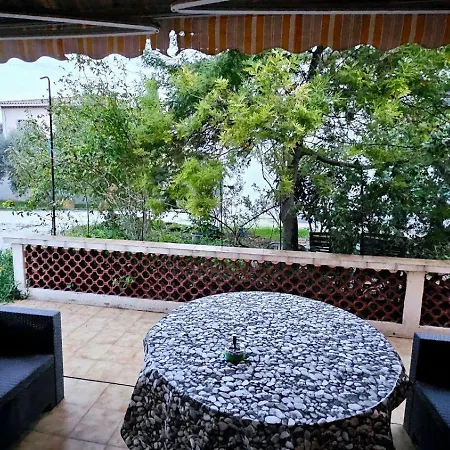 Appartement T2 Sorgues Esterno foto